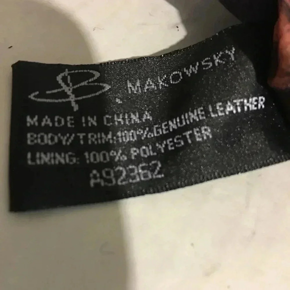 B. Makowsky purple leather crossbody handbag - Picture 6 of 8